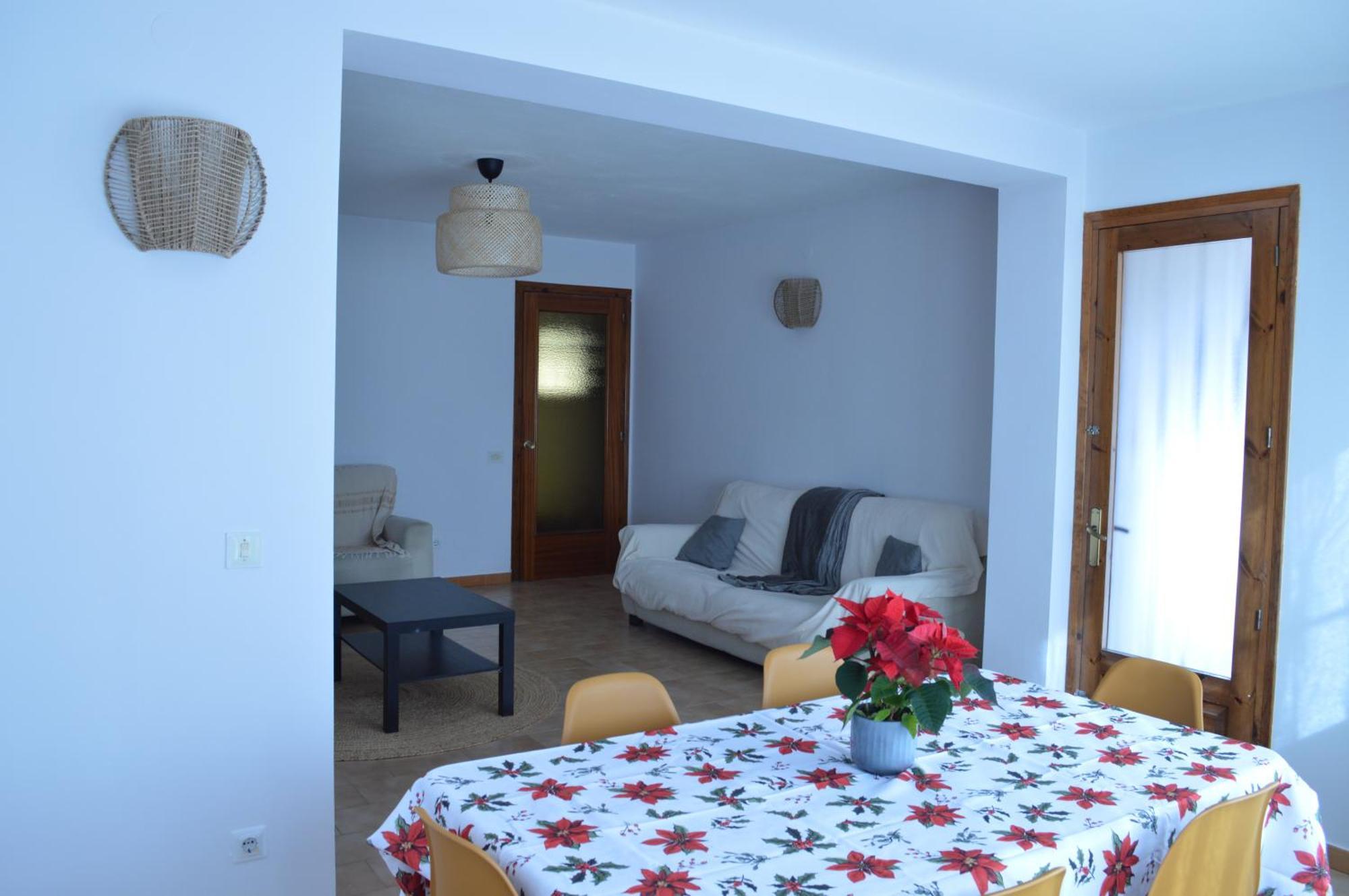 La Cara Nord , Alojamiento Turistico ,Saldes, A Los Pies Del Pedraforca, Apartamento Exterior photo
